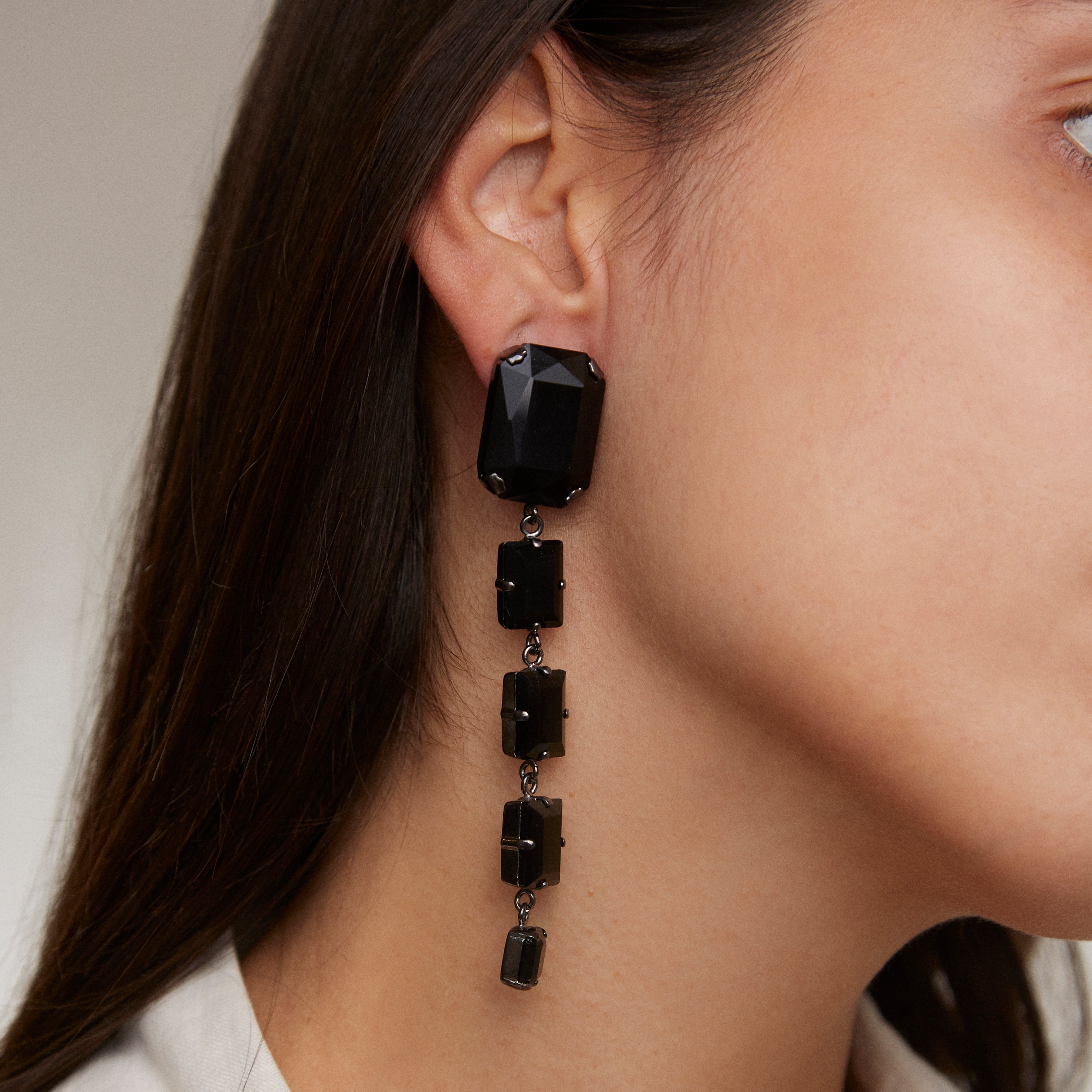 Drop earrings