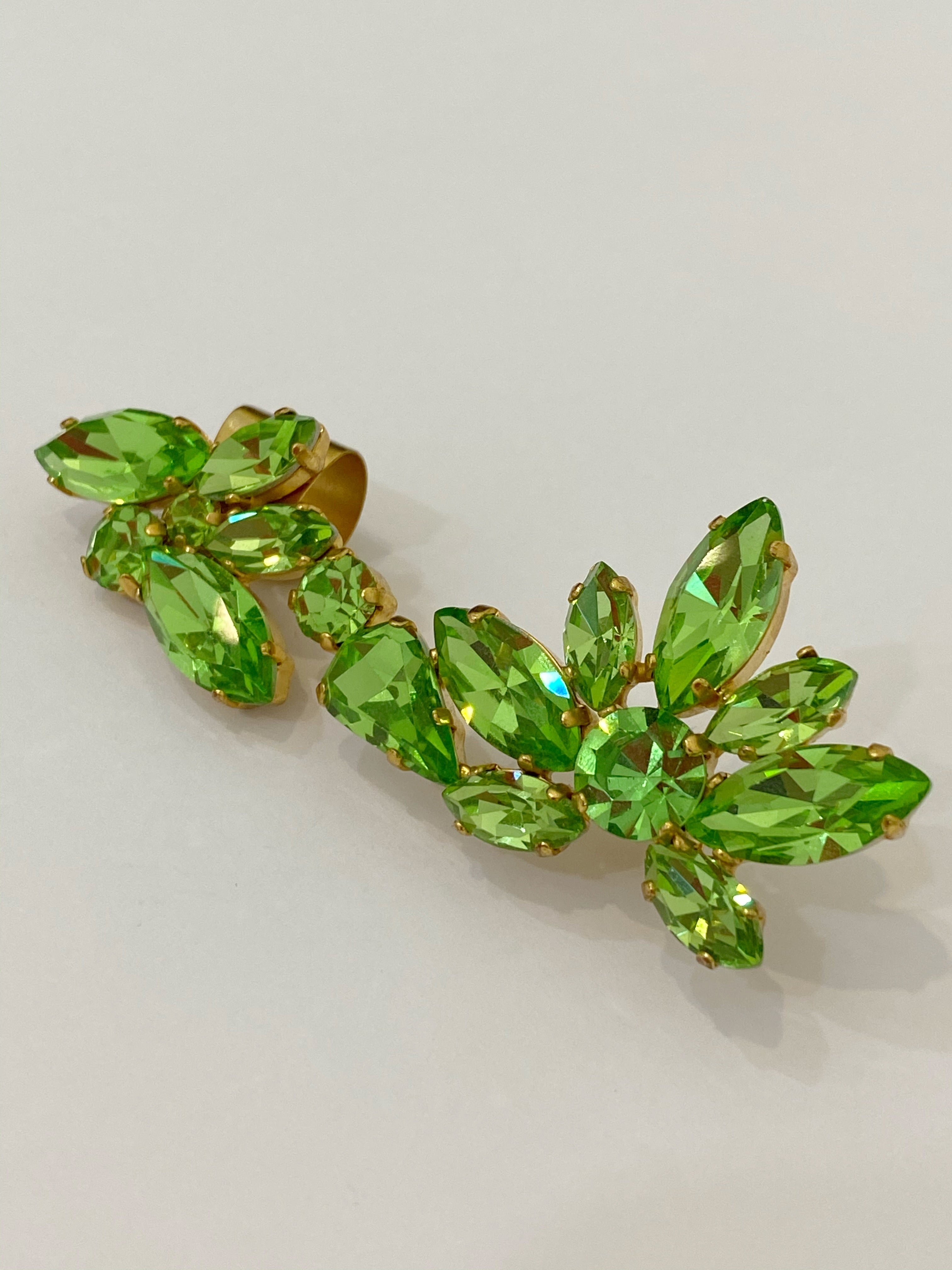 Leaf Mono Earcuff