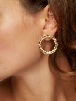 Round earrings